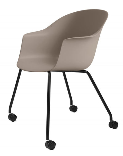 GUBI Bat Meeting Chair - 4 Legs with Castors