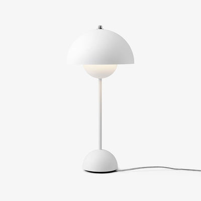 &Tradition VP3 Flowerpot Table Lamp