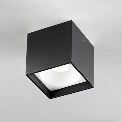 Solo square ceiling spotlight by Light-Point