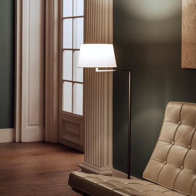 Outlet Americana floor lamp