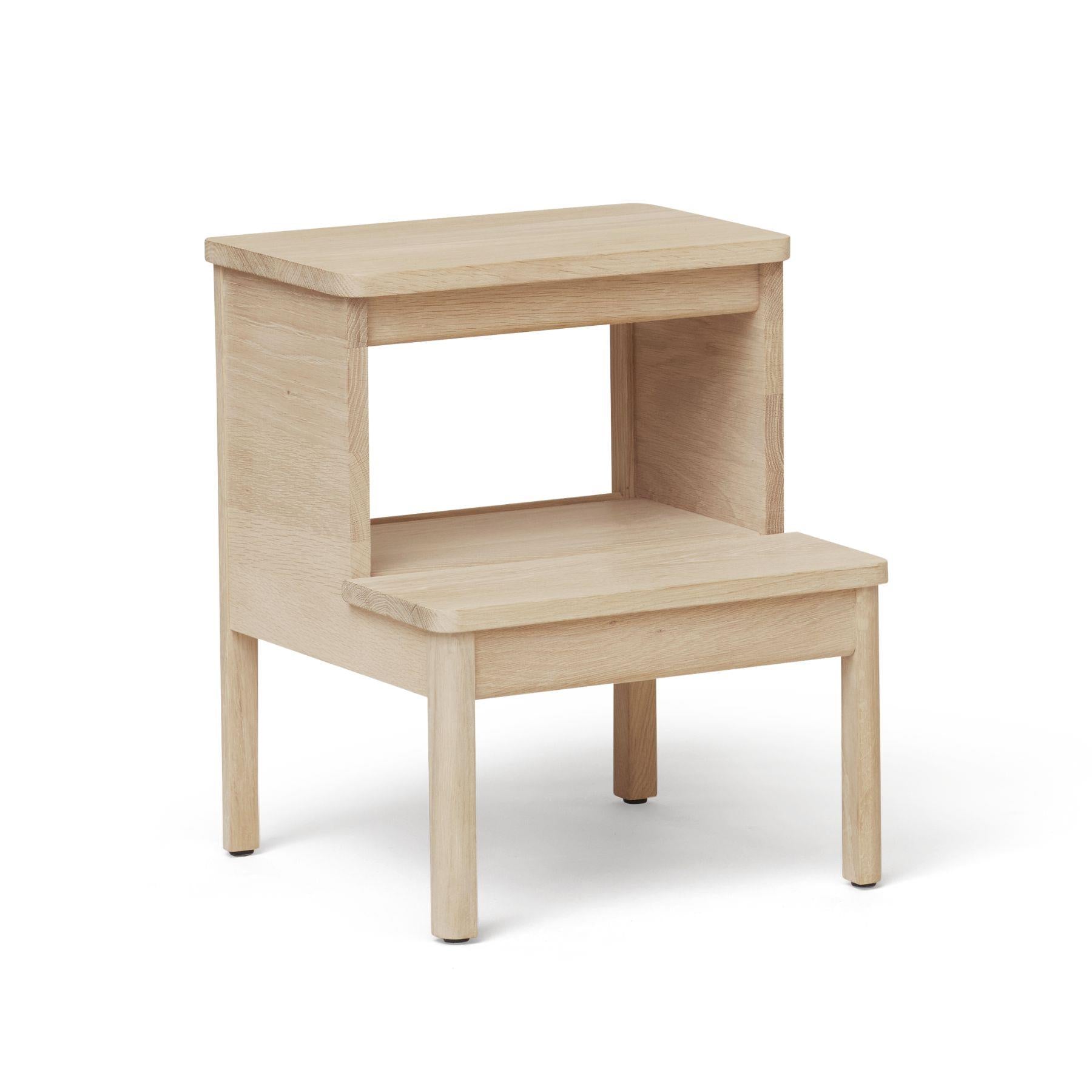 Form & Refine Shoemaker 49 stool | Holloways of Ludlow