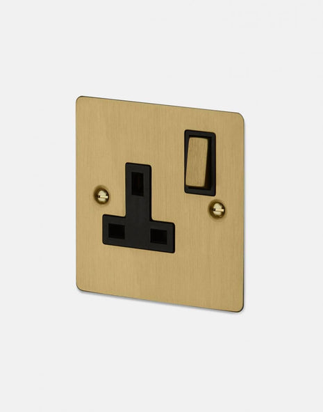 Outlet 1G UK plug socket - Brass