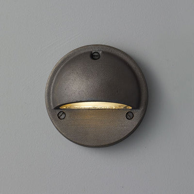 Lidded cast brass step light - Low voltage