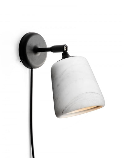 Material wall lamp