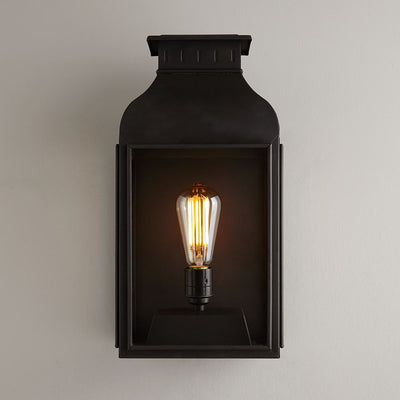 Lantern wall light