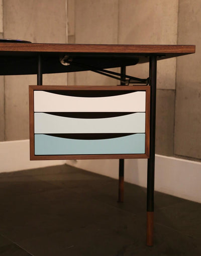 Finn Juhl Nyhavn Desk