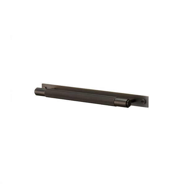 Outlet Pull bar - small with plate - knurled pattern - Smoked bronze