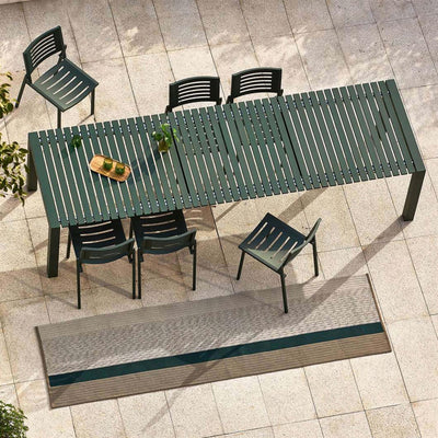 Mindo 111 Extendable Outdoor Dining Table