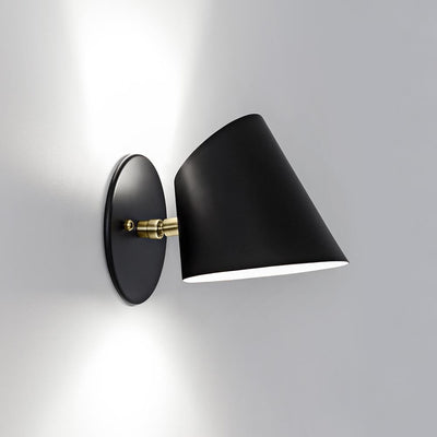 Hartau wall light