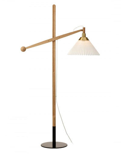 Le Klint 325 Floor Lamp