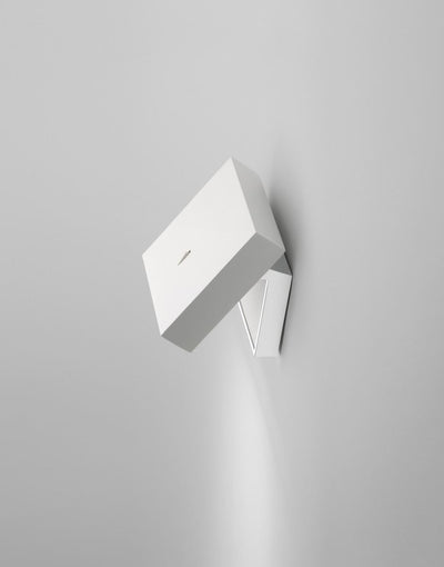 Alpha wall light