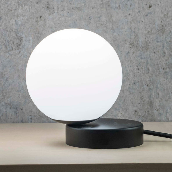 Outlet Lumi table lamp - Black