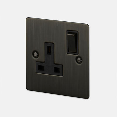 Buster + Punch 1G UK Plug Socket